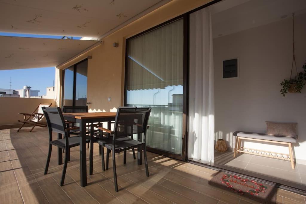 סלוניקי Cozzzy. Exclusive Apartment. מראה חיצוני תמונה