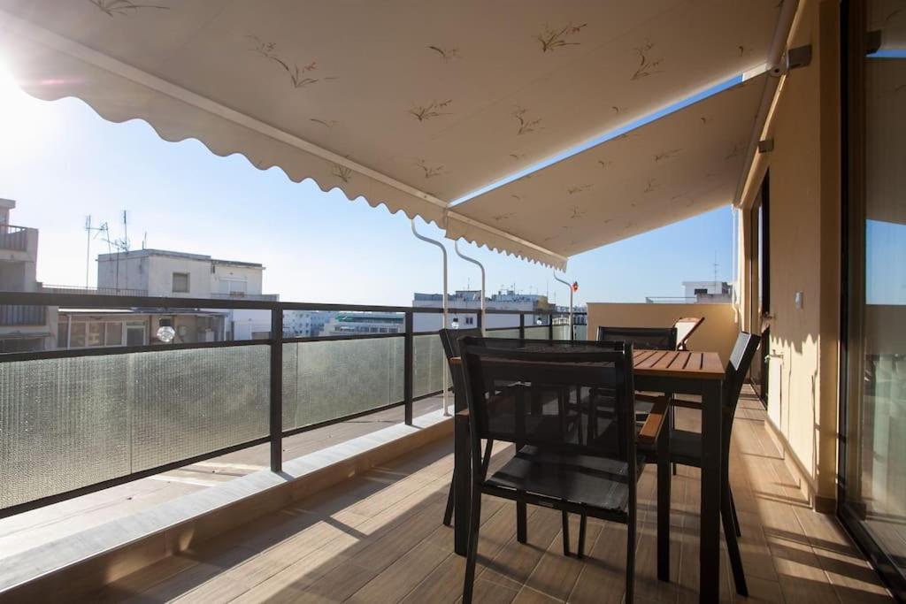 סלוניקי Cozzzy. Exclusive Apartment. מראה חיצוני תמונה